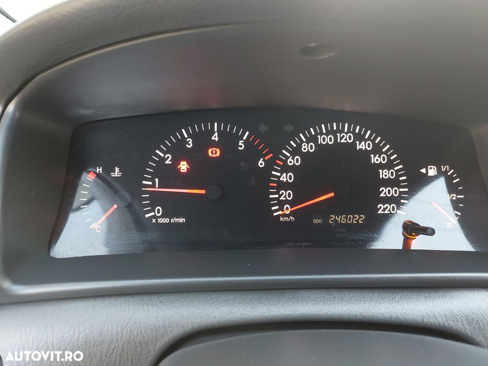 Toyota Corolla - 3