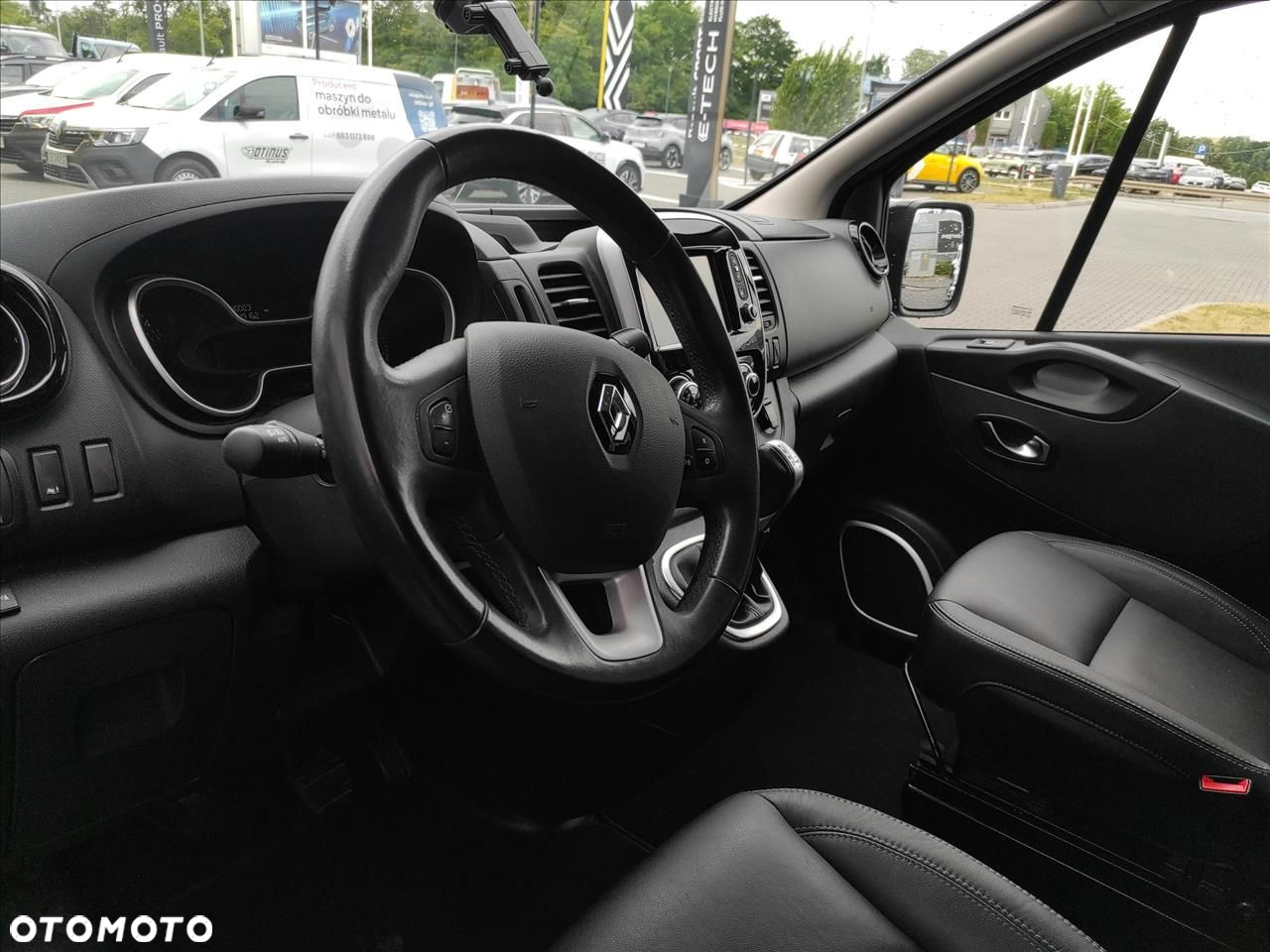 Renault Trafic Grand SpaceClass 2.0 dCi EDC - 9