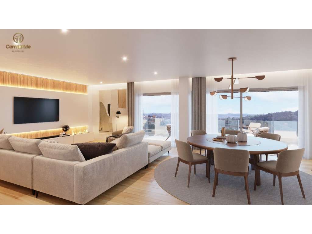 Apartamento T3 com varandas e estacionamento em Campolide, Lisboa - Grande imagem: 2/13
