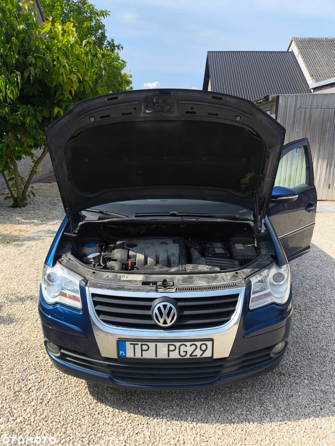Volkswagen Touran - 32
