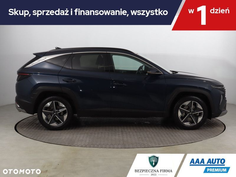 Hyundai Tucson - 8