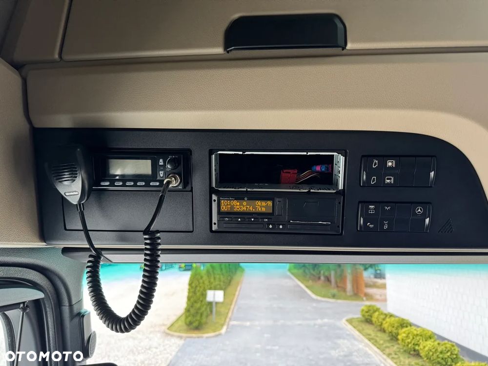 Mercedes-Benz ACTROS 1851 GIGA SPACE / ACC /SALONKA / NAVIGACJA / DWA ŁÓŻKA - 36