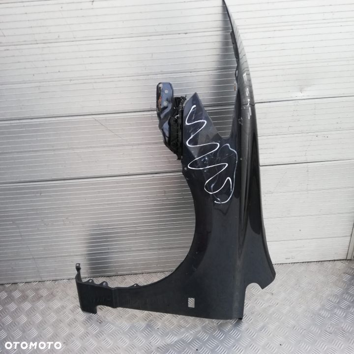 E545/F618 LEWY PRZEDNI BŁOTNIK HONDA CIVIC SEDAN 2002-12 - 1