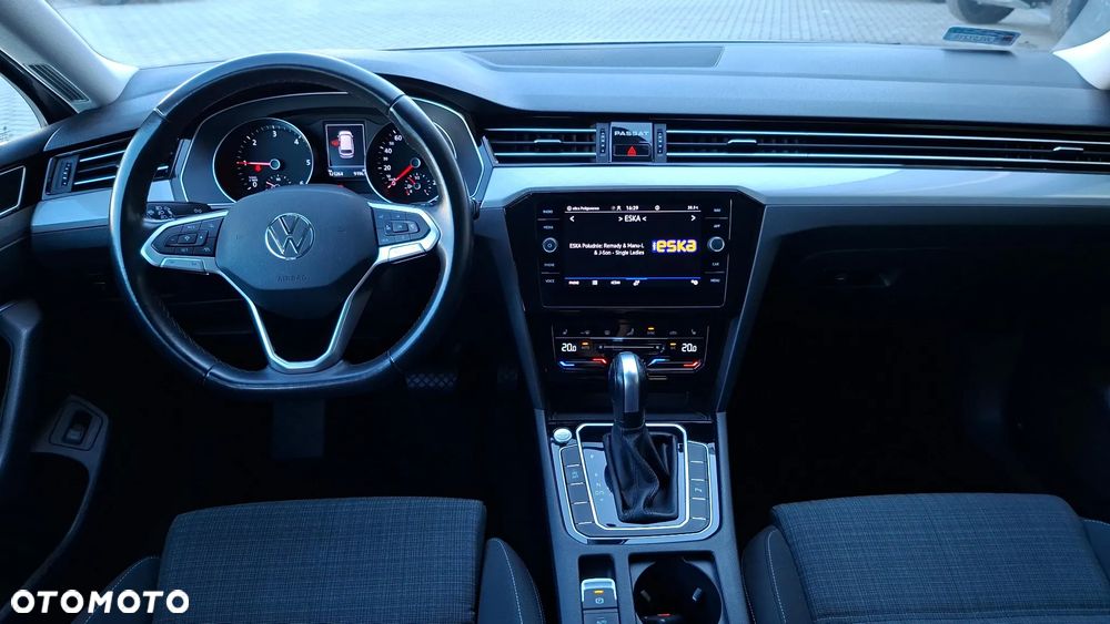 Volkswagen Passat 2.0 TDI EVO Business DSG - 29