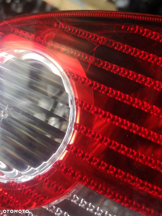 Lampa tylna prawa VW Polo IV 9N - 3