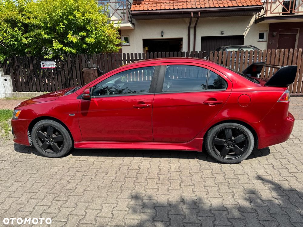 Mitsubishi Lancer - 7