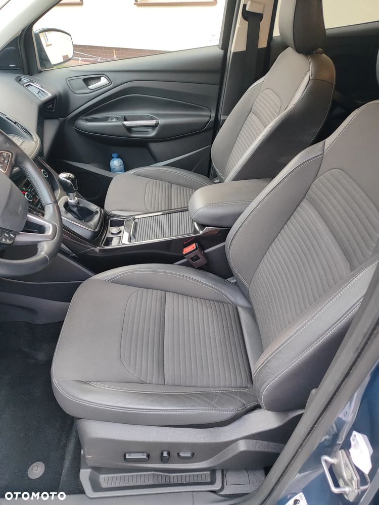 Ford Kuga 2.0 TDCi FWD Titanium - 10