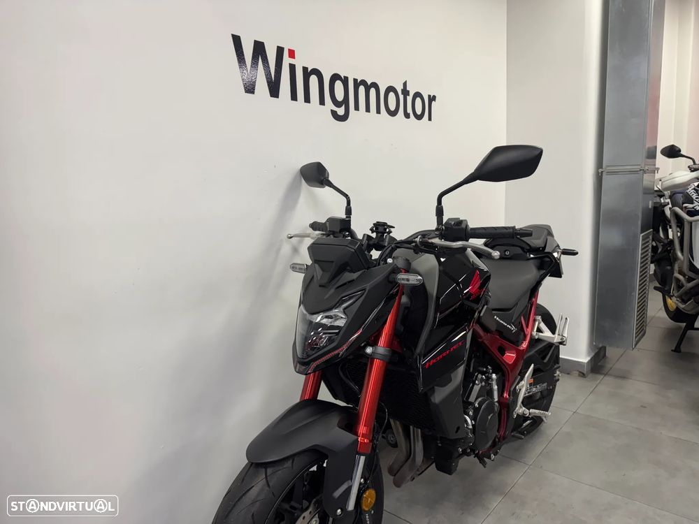 Honda CB 750 Hornet - 5