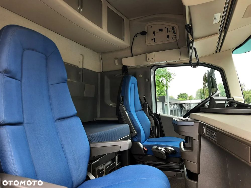 Volvo Volvo FH 500 / EURO 6 * BEZ I-SAVE / ACC / KLIMA POSTOJOWA / NAVIGACJA / Z NIEMIEC - 18