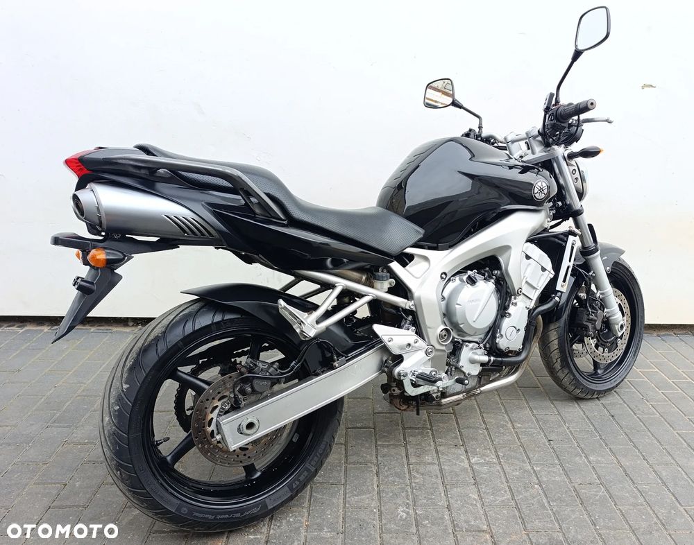 Yamaha FZ6 - 6