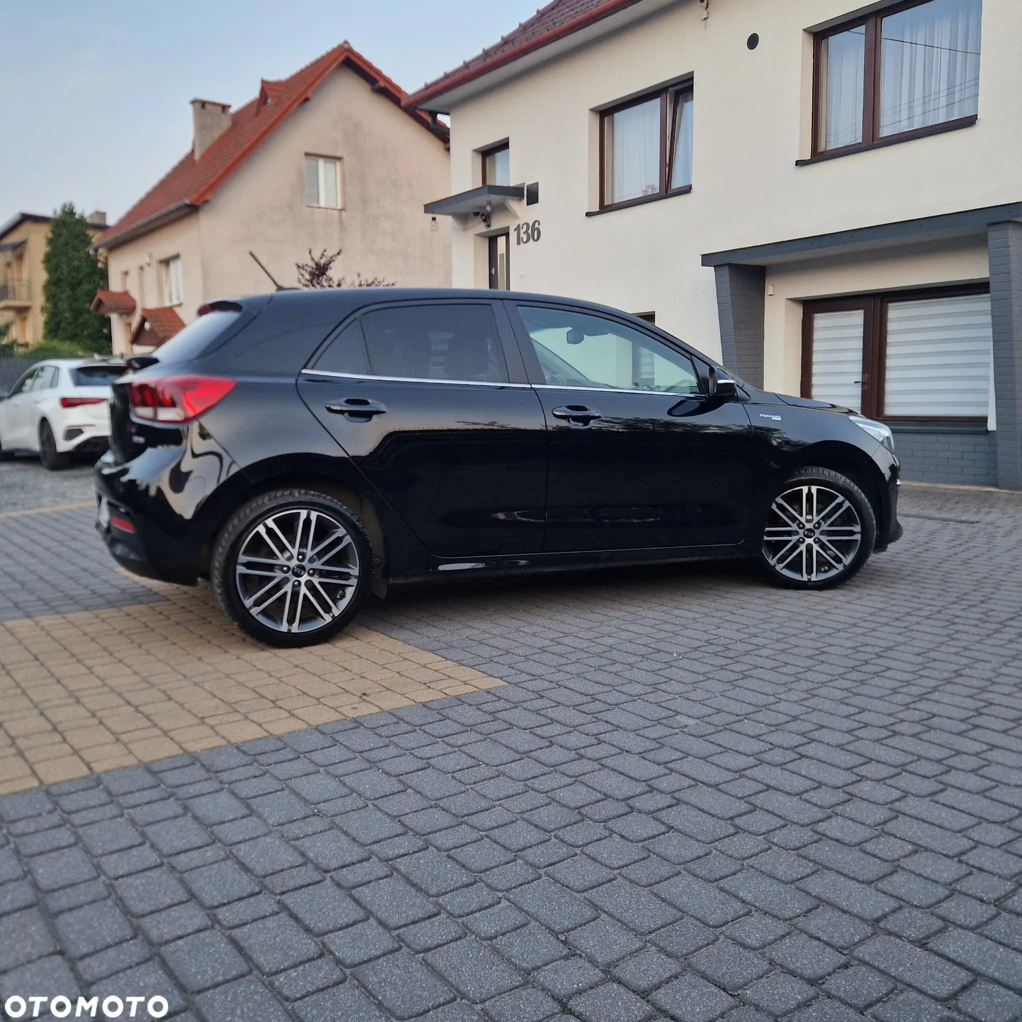 Kia Rio - 6
