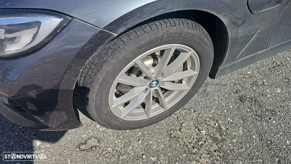 BMW 330 - 9