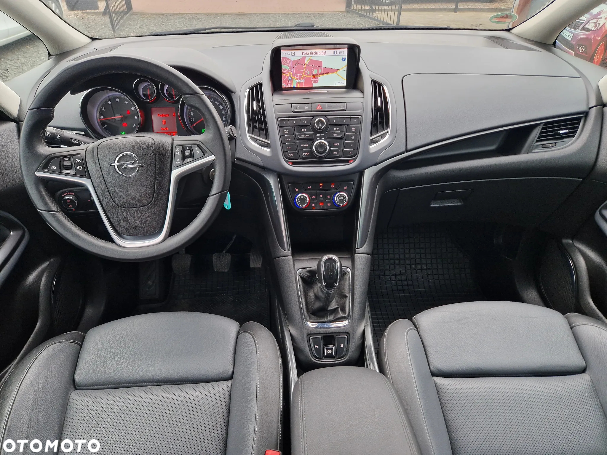 Opel Zafira 1.4 T Cosmo - 27