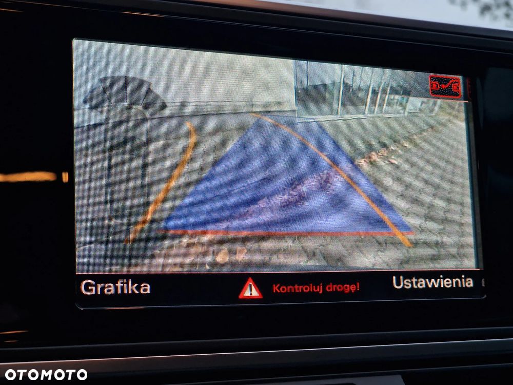 Audi A6 Avant 3.0 TDI quattro S tronic - 23