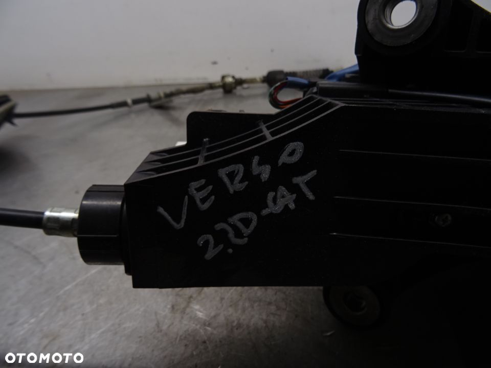 TOYOTA VERSO 09-12 2.2 D-CAT WYBIERAK BIEGÓW LINKA AUTOMAT - 2