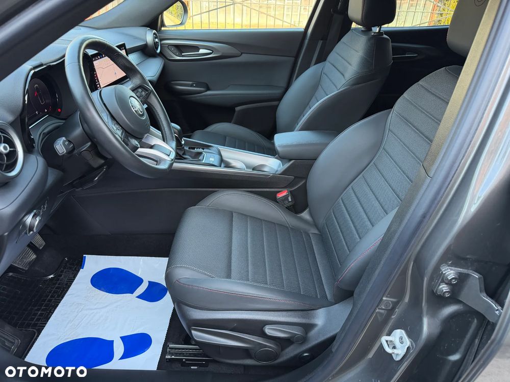 Alfa Romeo Tonale 1.5 T4 GSE mHEV Sprint DCT - 11