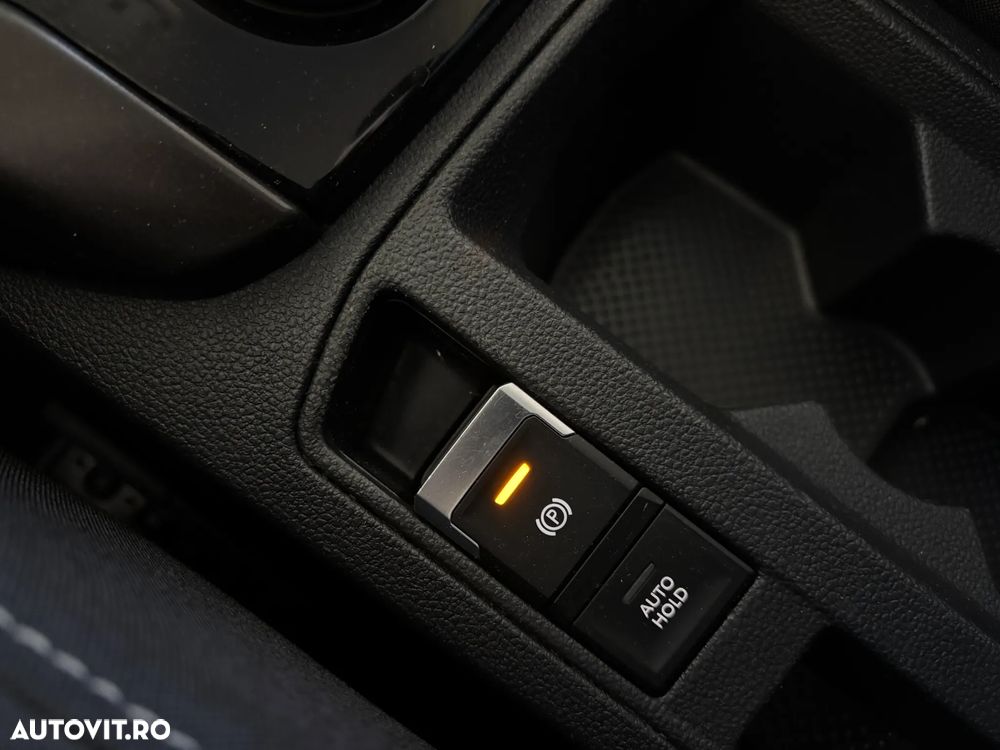 Volkswagen T-ROC - 26