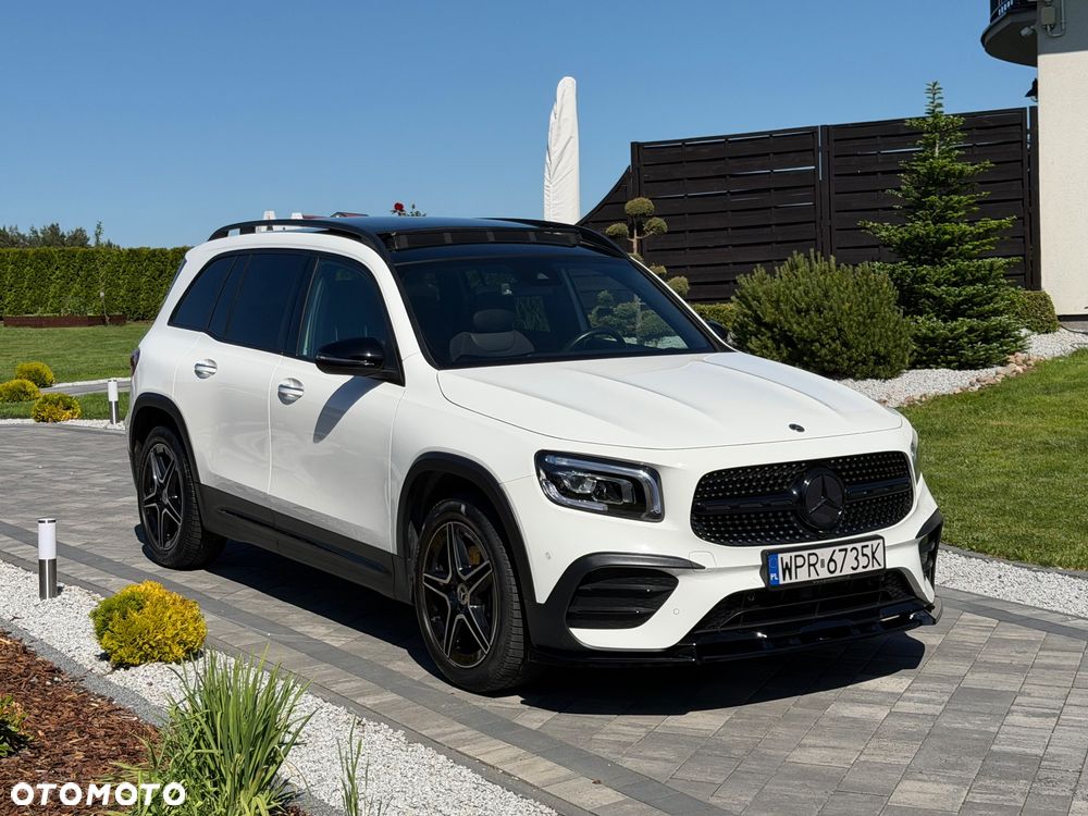 Mercedes-Benz GLB 200 4-Matic AMG Line 8G-DCT - 20