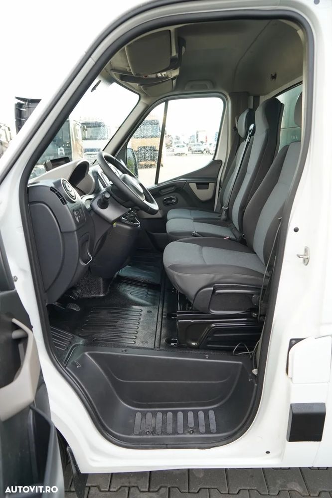 Renault MASTER / BASCULATOR SPATE / 3 LOCURI / DOUĂ TRANSMISII / MANUALĂ / IMPORTATĂ / - 27