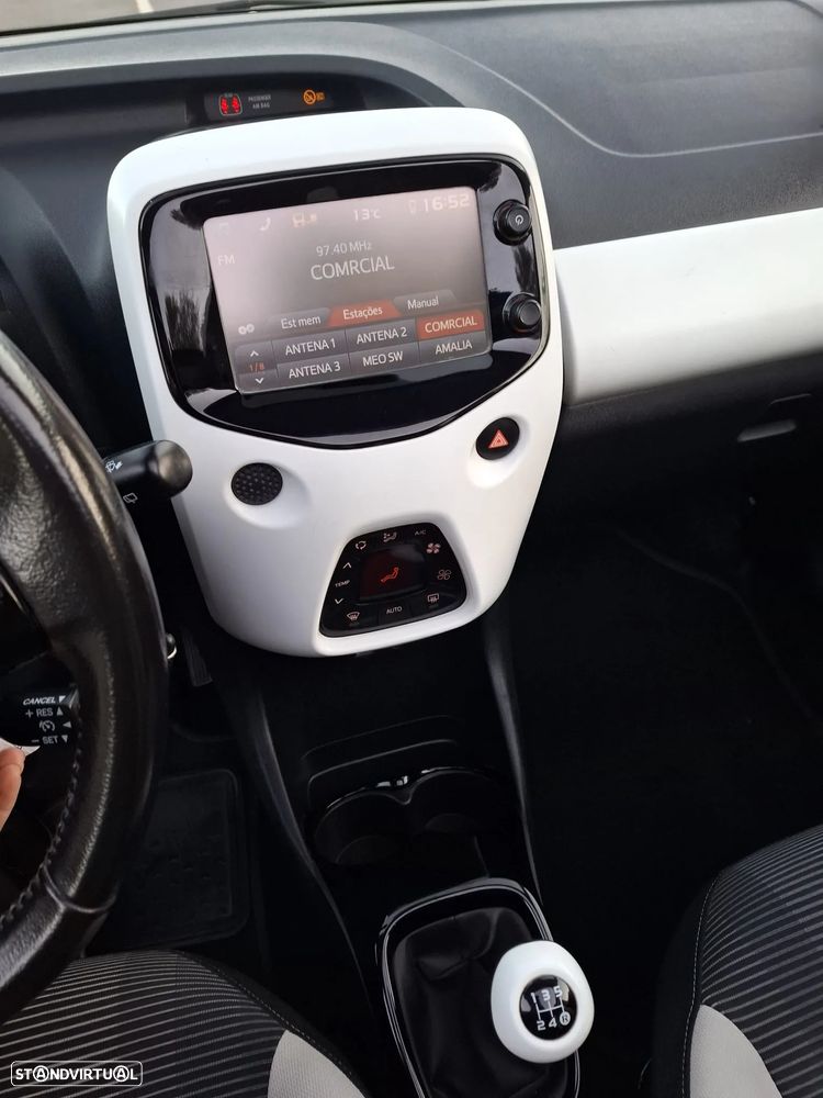 Peugeot 108 Top! 1.0 VTi Allure - 15