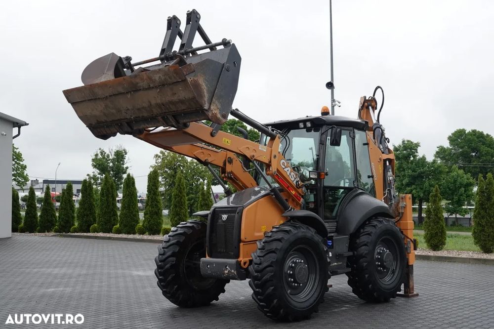 Case 965 ST / BULDOEXCAVATOR / 4X4x4 / PE ROȚI EGALE / AER CONDIȚIONAT / POWERSHIFT / Roți directoare 4WS / SET GALETE / 2020 / - 2
