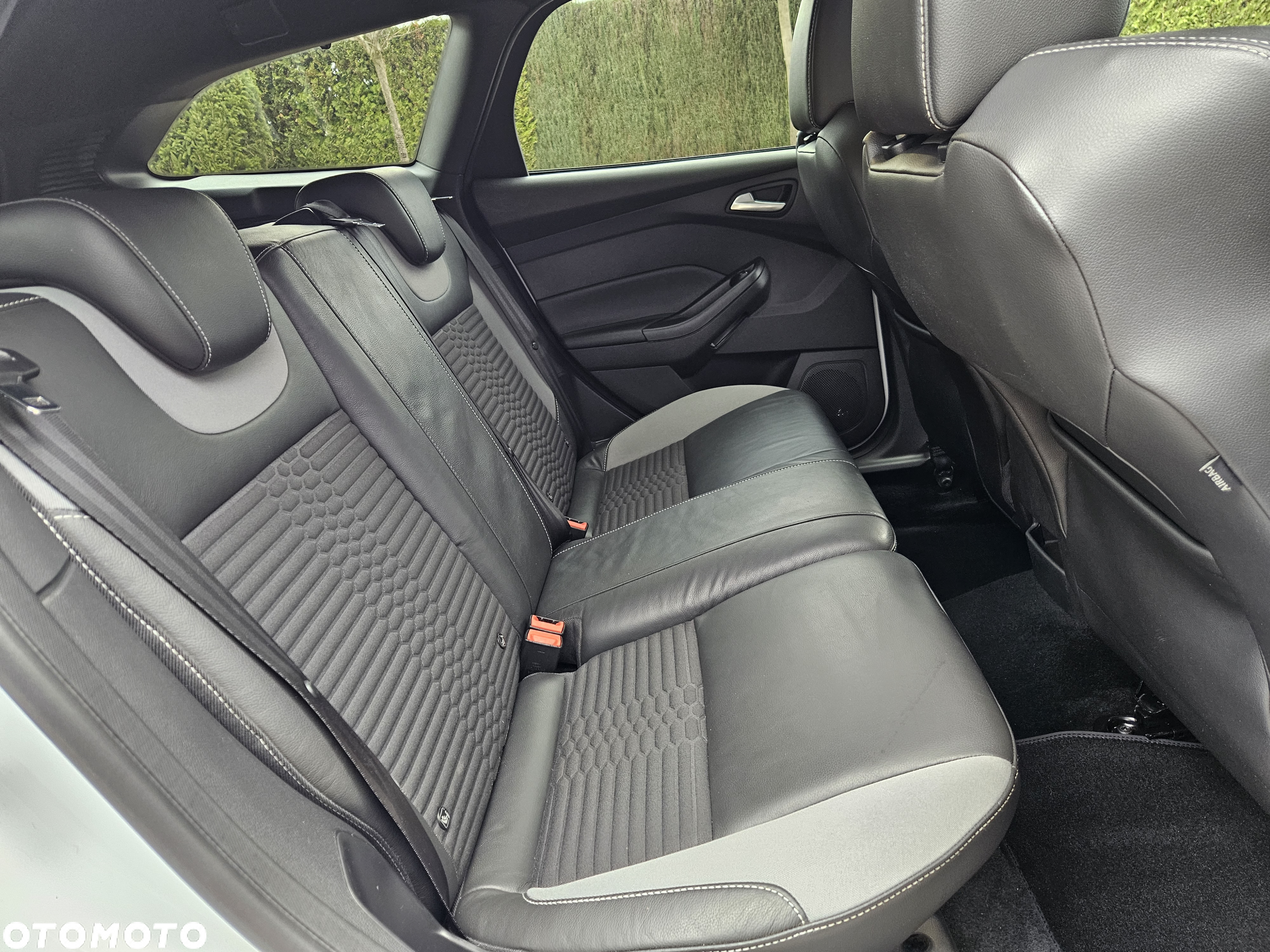 Ford Focus 2.0 TDCi ST - 22