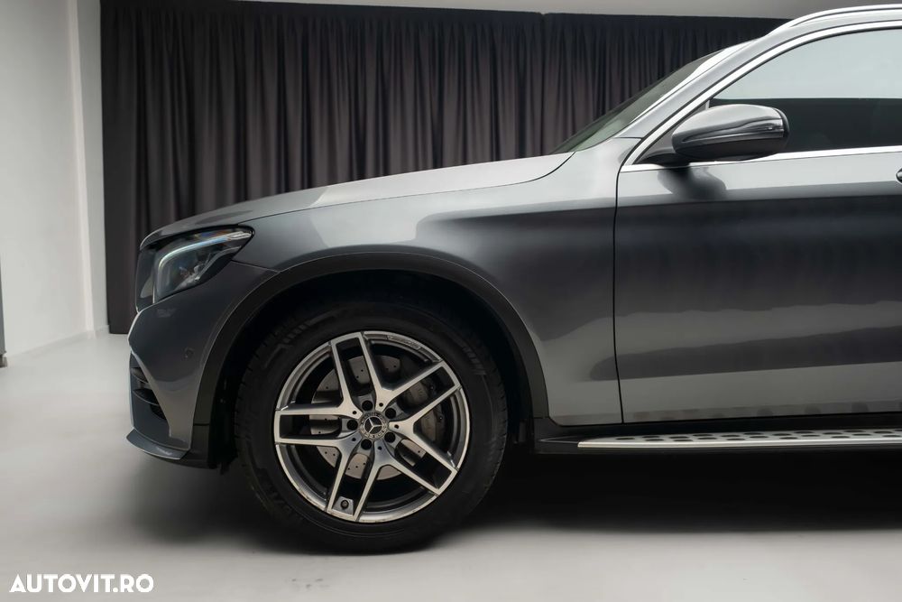 Mercedes-Benz GLC 250 d 4MATIC 9G-TRONIC AMG Line - 10