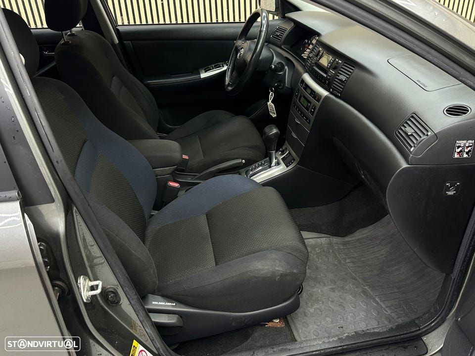 Toyota Corolla - 7