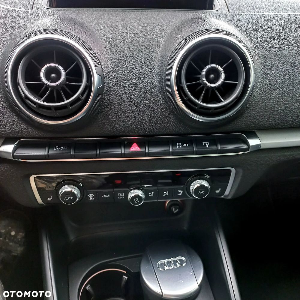 Audi A3 Sportback 1.6 TDI clean diesel Ambiente - 4