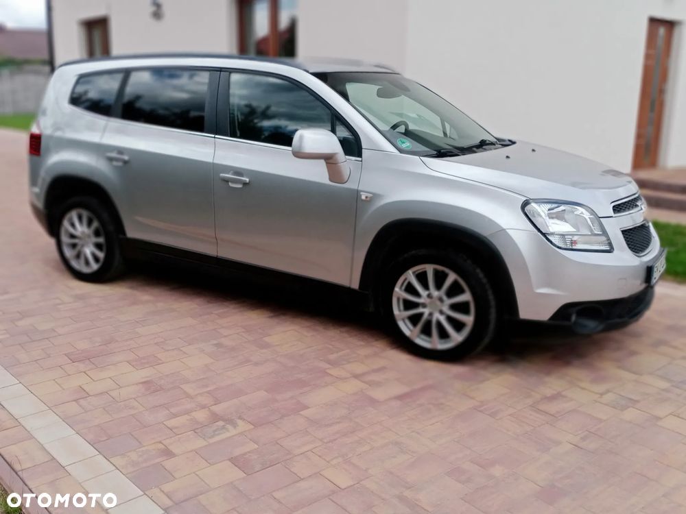 Chevrolet Orlando - 35