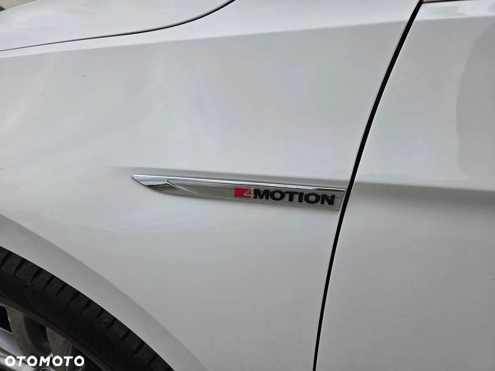 Volkswagen Passat 2.0 TDI SCR 4Mot DSG Comfortline - 9