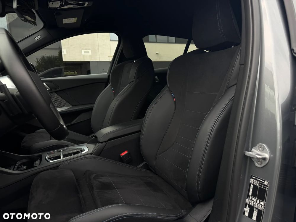 BMW Seria 1 120 mHEV - 6
