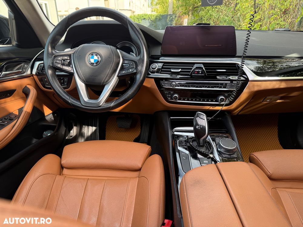 BMW Seria 5 530i AT - 5