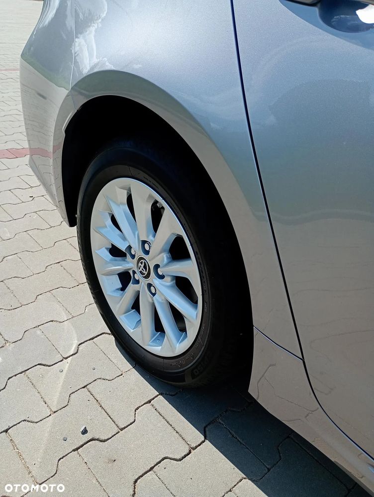 Toyota Corolla 1.6 Comfort - 9