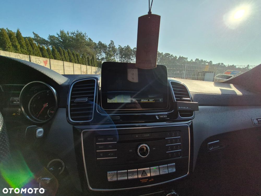 Mercedes-Benz GLE 350 d 4-Matic - 8