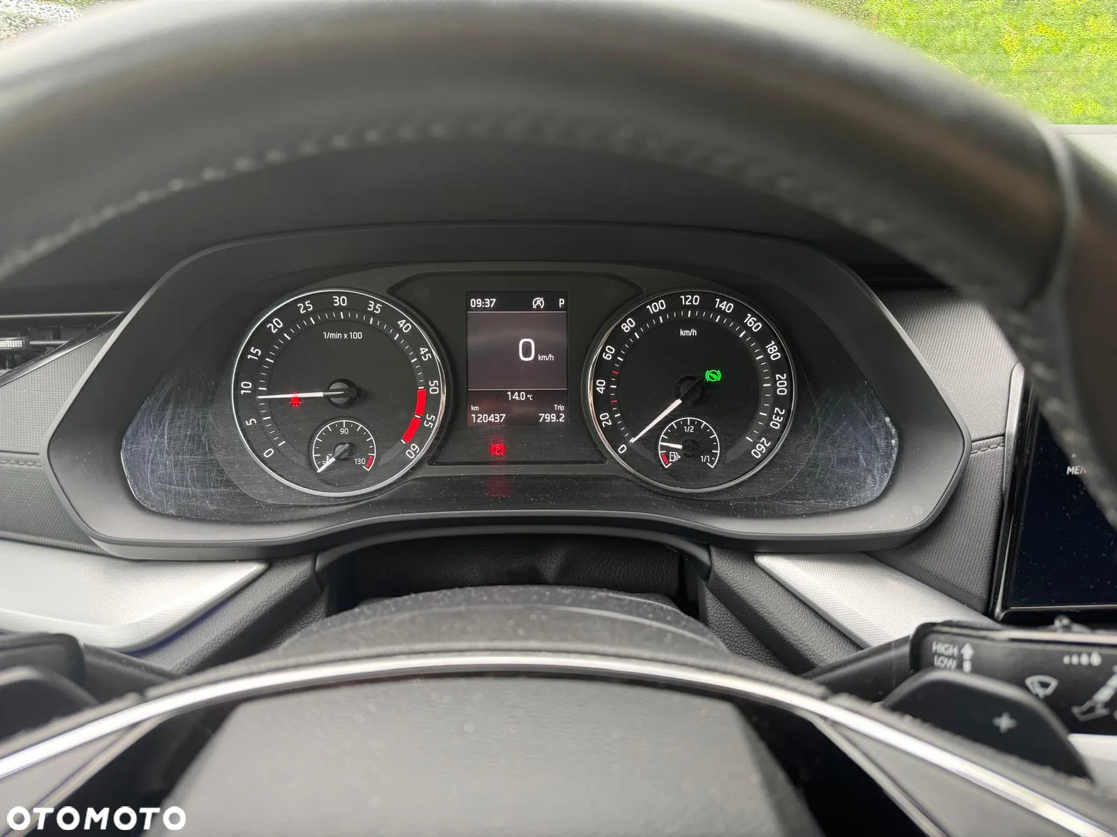Skoda Octavia Combi 2.0 TDI DSG Ambition - 29