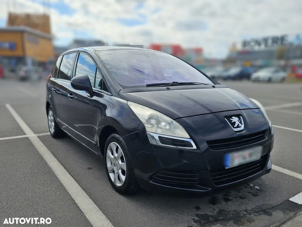 Peugeot 5008 1.6 HDI Confort Pack - 1