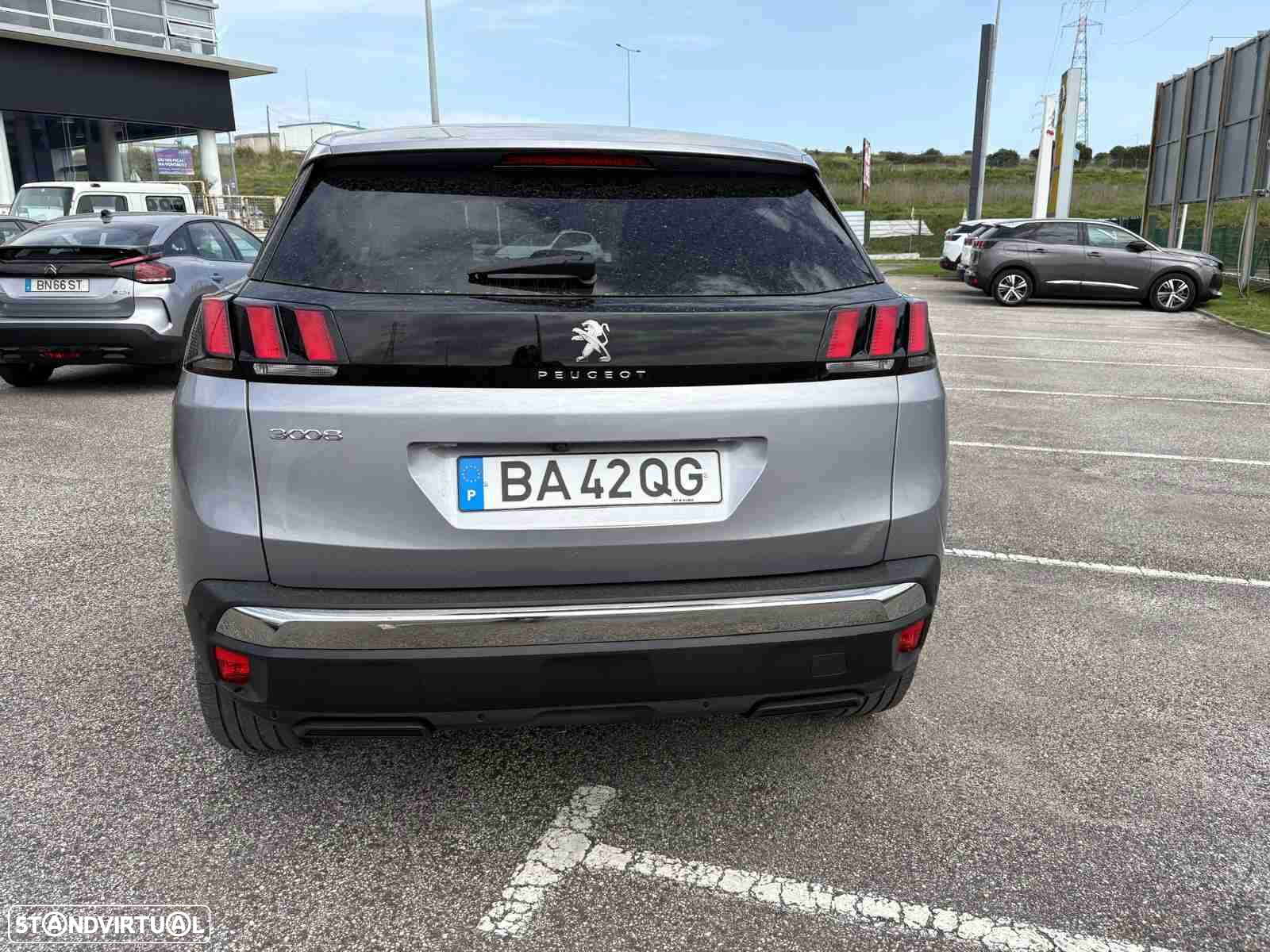 Peugeot 3008 1.5 BlueHDi Allure Pack EAT8 - 4