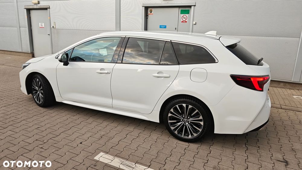 Toyota Corolla 1.8 Hybrid Style - 12