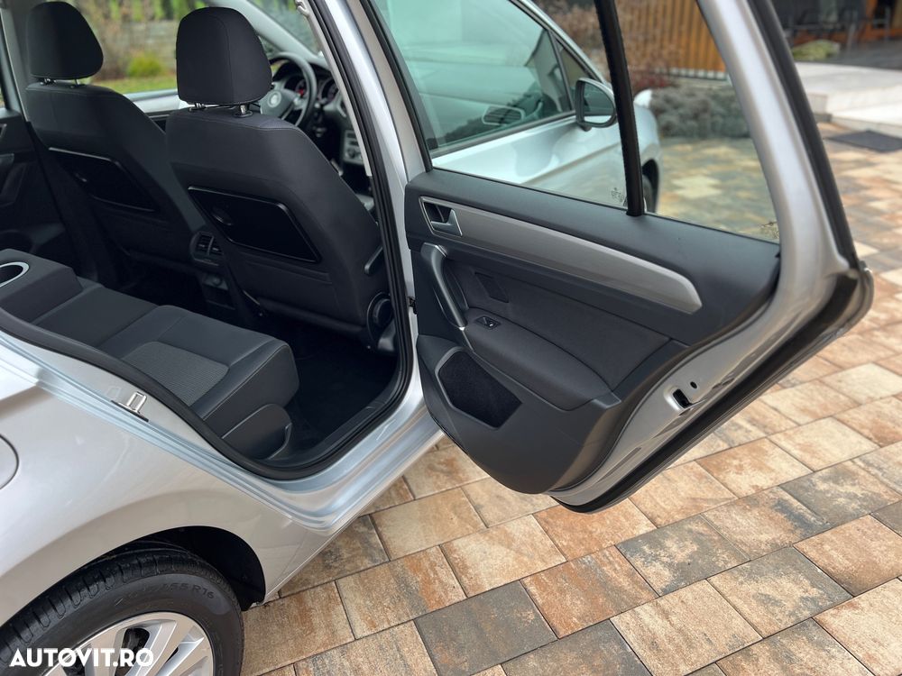 Volkswagen Golf 1.6 TDI BlueMotion Technology Comfortline - 33