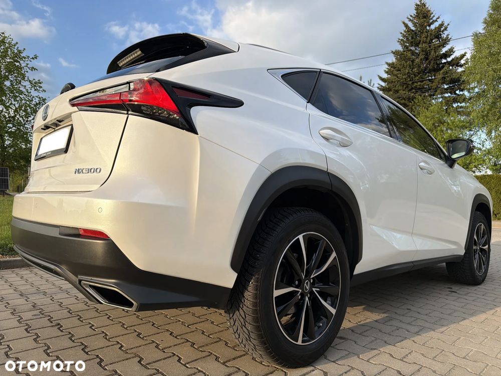 Lexus NX 300 F Impression AWD - 16