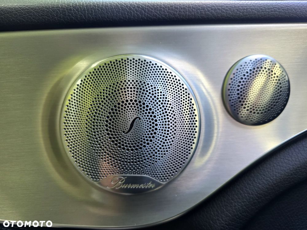 Mercedes-Benz Klasa C 300 4MATIC 9G-TRONIC - 18