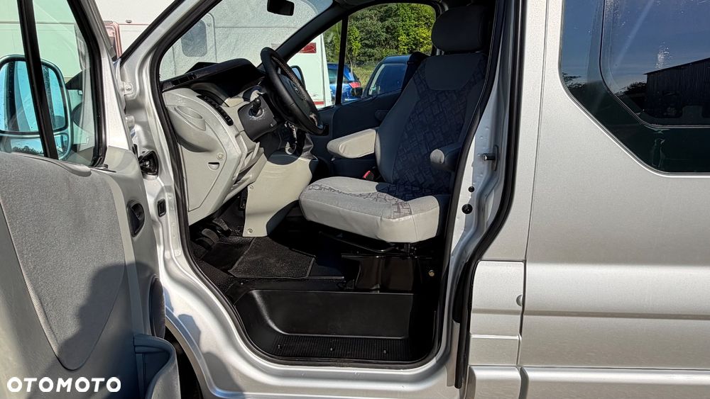 Opel Vivaro - 26