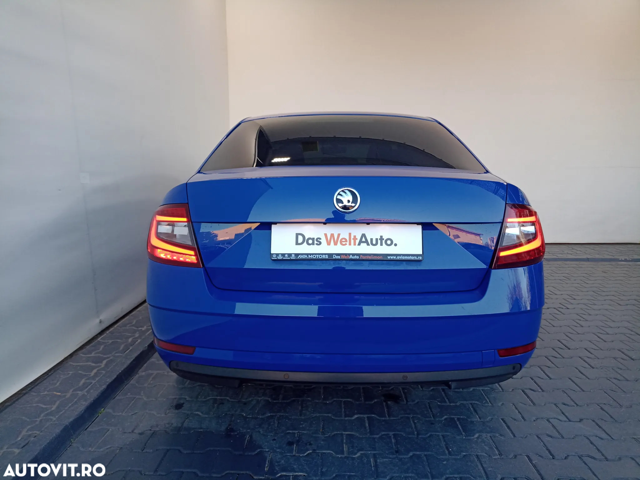 Skoda Octavia 1.6 TDI DSG Style - 32