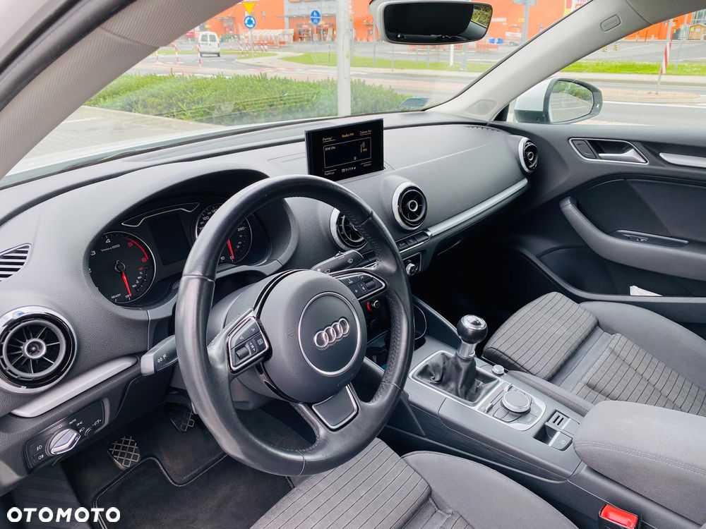 Audi A3 Limousine 2.0 TDI Ambition - 4