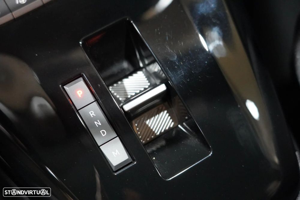 Opel Corsa 1.2 T GS - 19