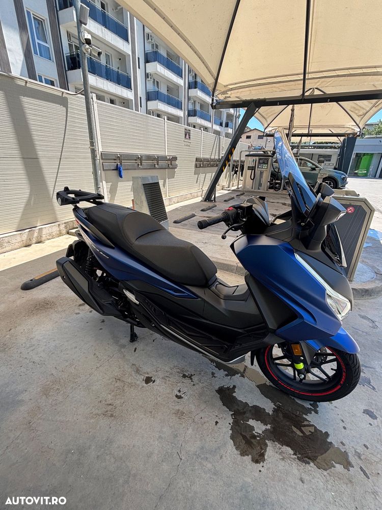 Honda Forza 350 - 6