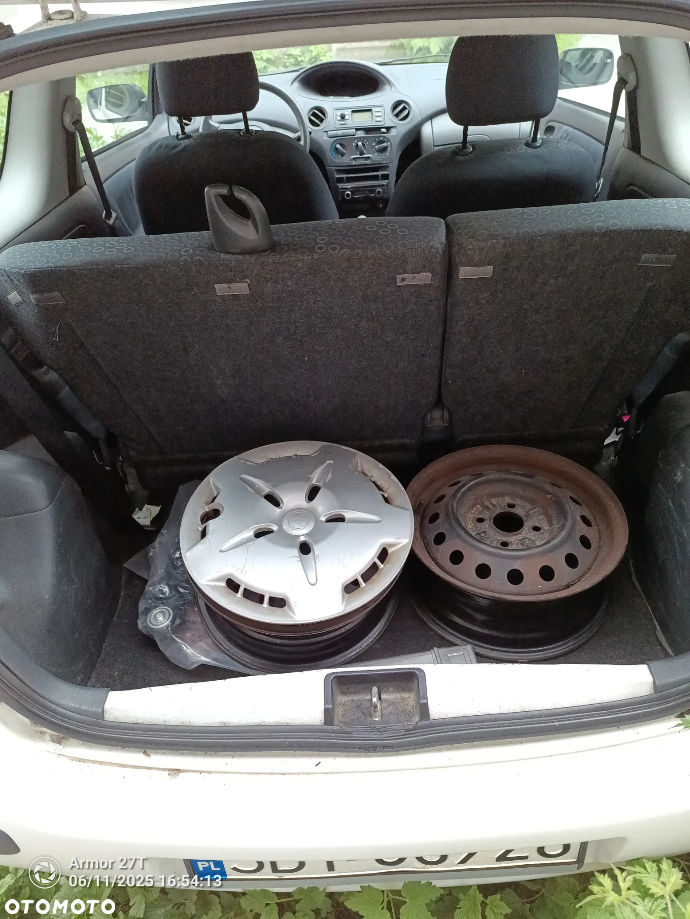 Toyota Yaris 1.0 Base - 5