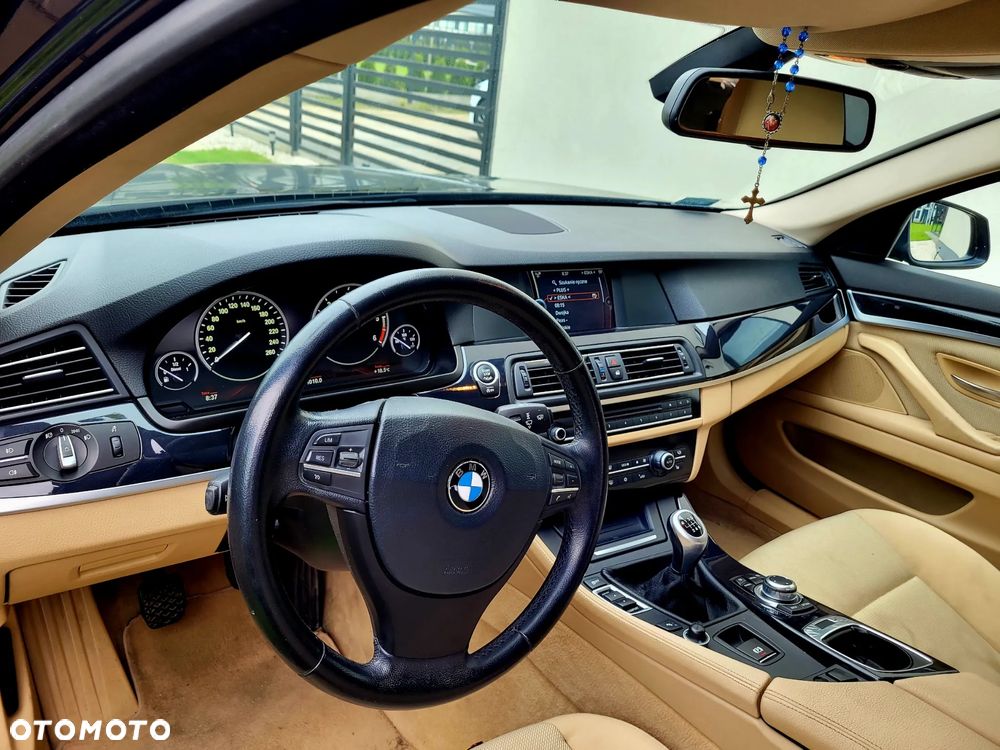 BMW Seria 5 - 12
