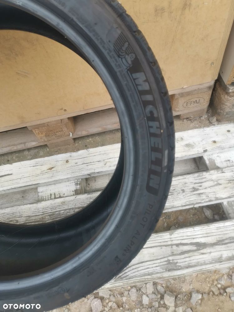 OPONA ZIMOWA 225/40 R18 MICHELIN PILOT ALPIN 5 DOT 4623 BIĘŻNIK 7mm - 4